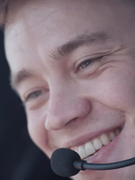 Reynad Is Taking Live Streaming to the Next Level With Game Changers