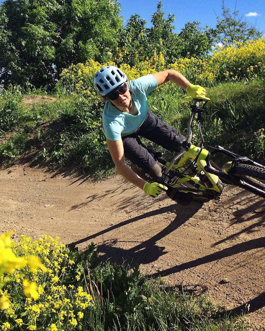 How To Dress For Mountain Biking