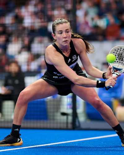 Marta Ortega Gallego competes in the semi-finals of the 2025 Gijón Premier Padel P2