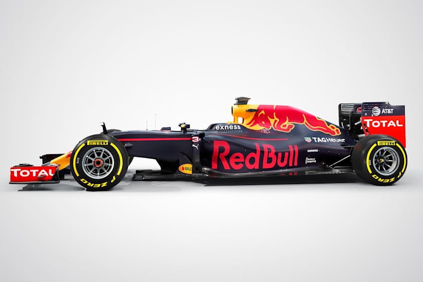 2016 F1 cars revealed