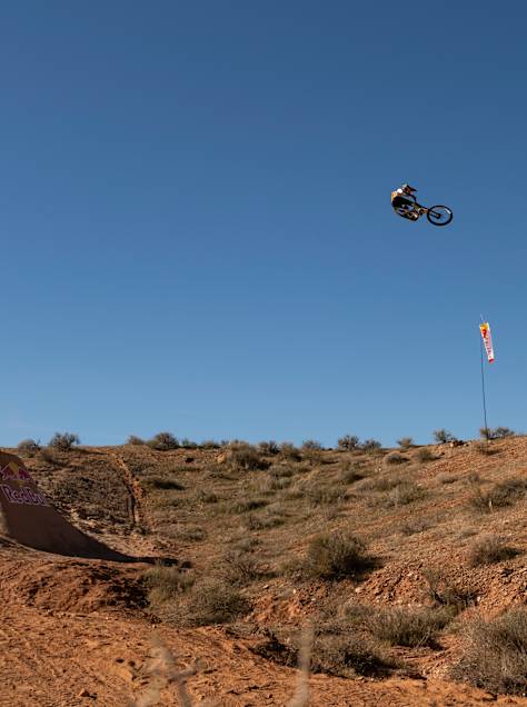 Jaxson Riddle flies across his record-setting 100-foot jump 
