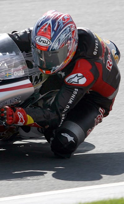 Robert Gull racing at Sachsenring 2007