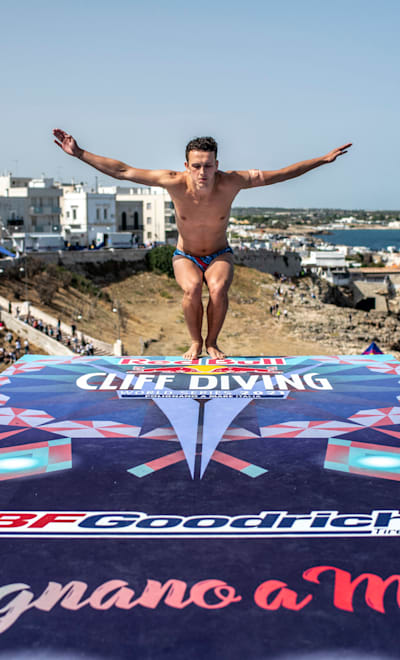 Aidan Heslop Cliff Diving Red Bull Athlete Profile