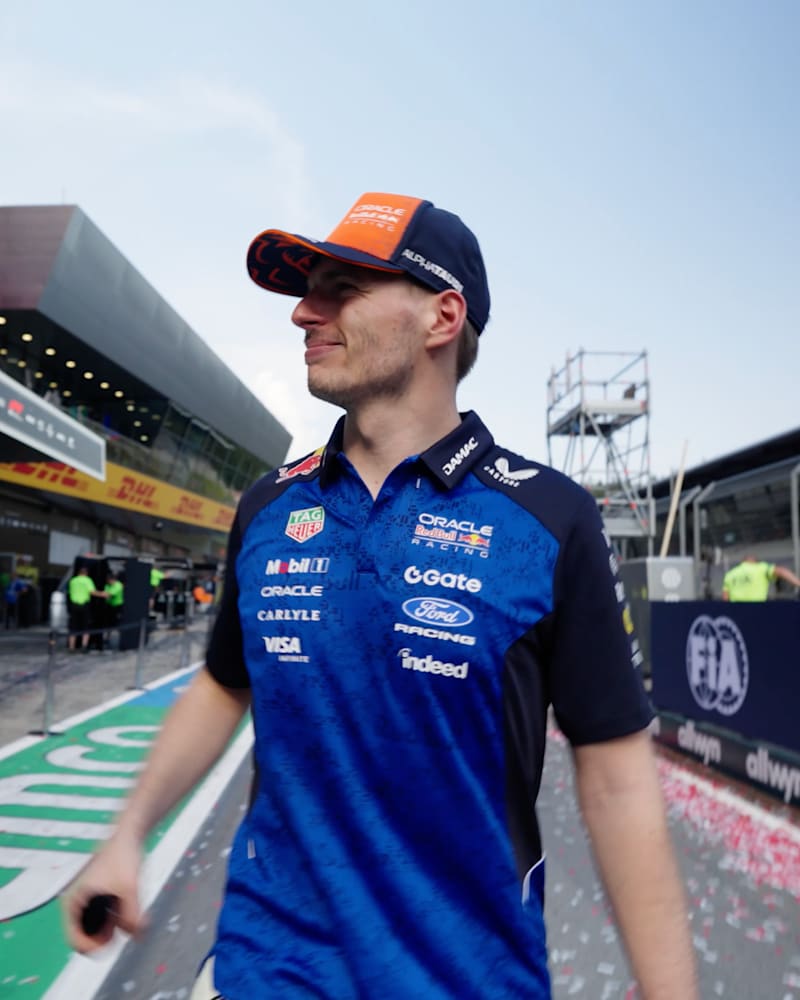 Win Max's Japan 2025 Race Suit