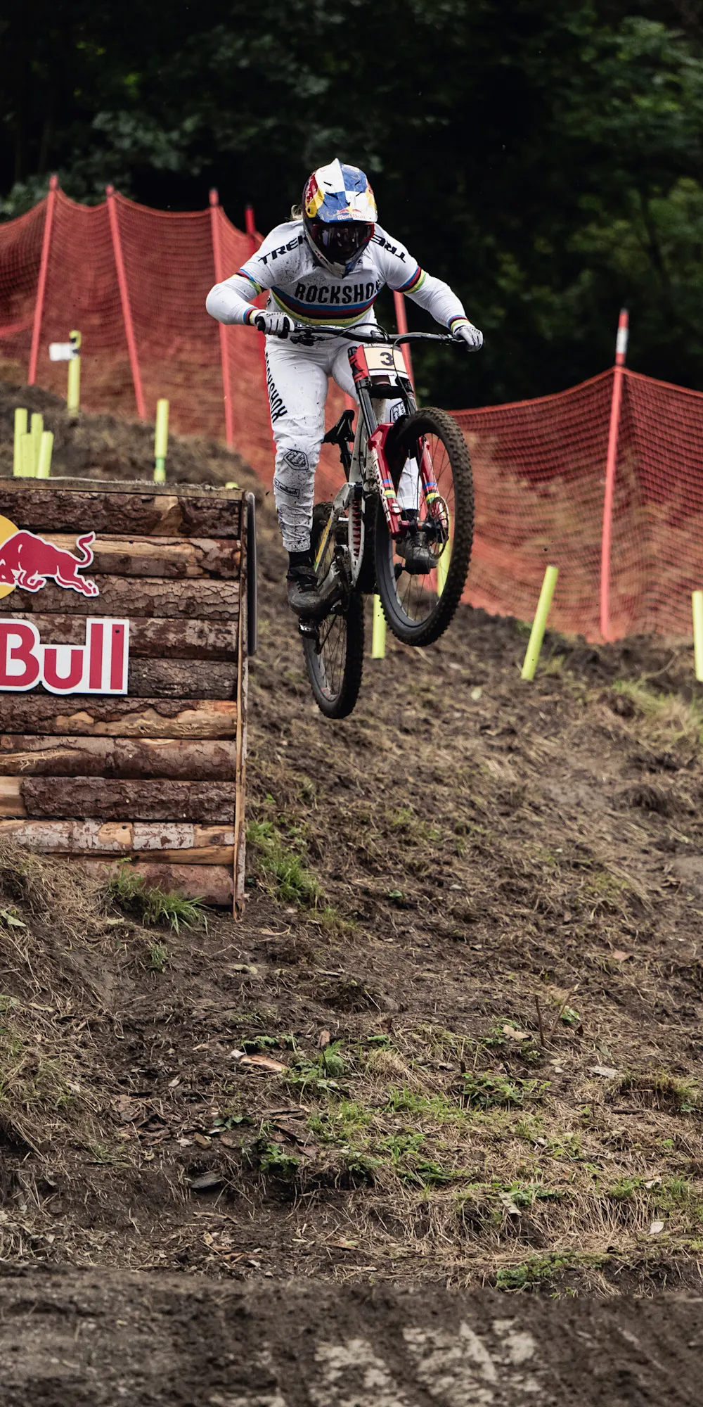 Valentina H ll MTB Downhil Red Bull athlete profile