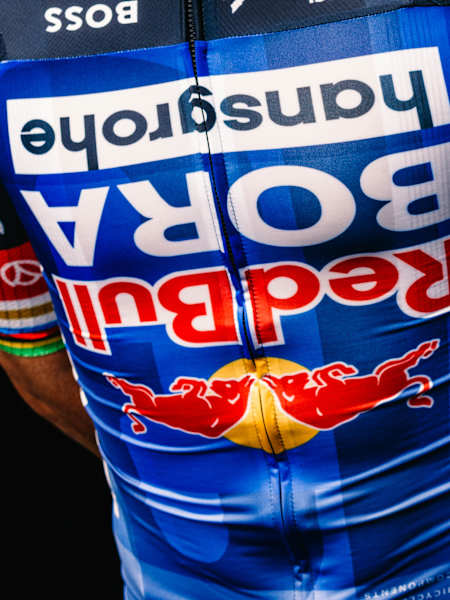 Remco Evenepoel presenting the rest day kit