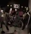 Οι Schooldrivers performing