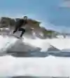 Brian Grubb beim Eisberg-Wakeskaten in Cape Cod