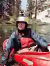 Nouria Newman auf dem Upper Cherry Creek in Kalifornien