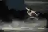 Osvetlitev Dieter Humpsch z wakeskatom na Floridi odpelje lep kickflip
