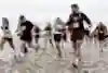 Creatorin Paula Enzweiler macht sich bei Red Bull Wattlauf auf den Weg zur Insel Neuwerk. 