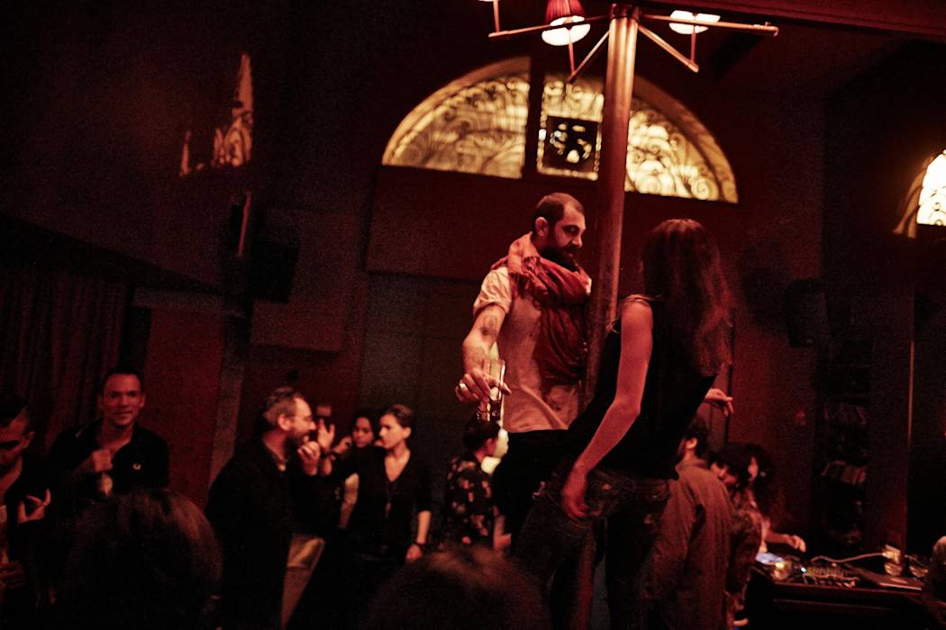 The Wanton Bishops Zeigen Ihr Beirut Im Libanon