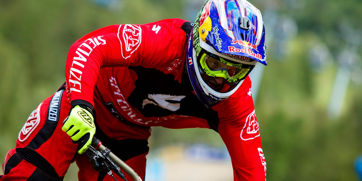 Le nouveau casque d Aaron Gwin