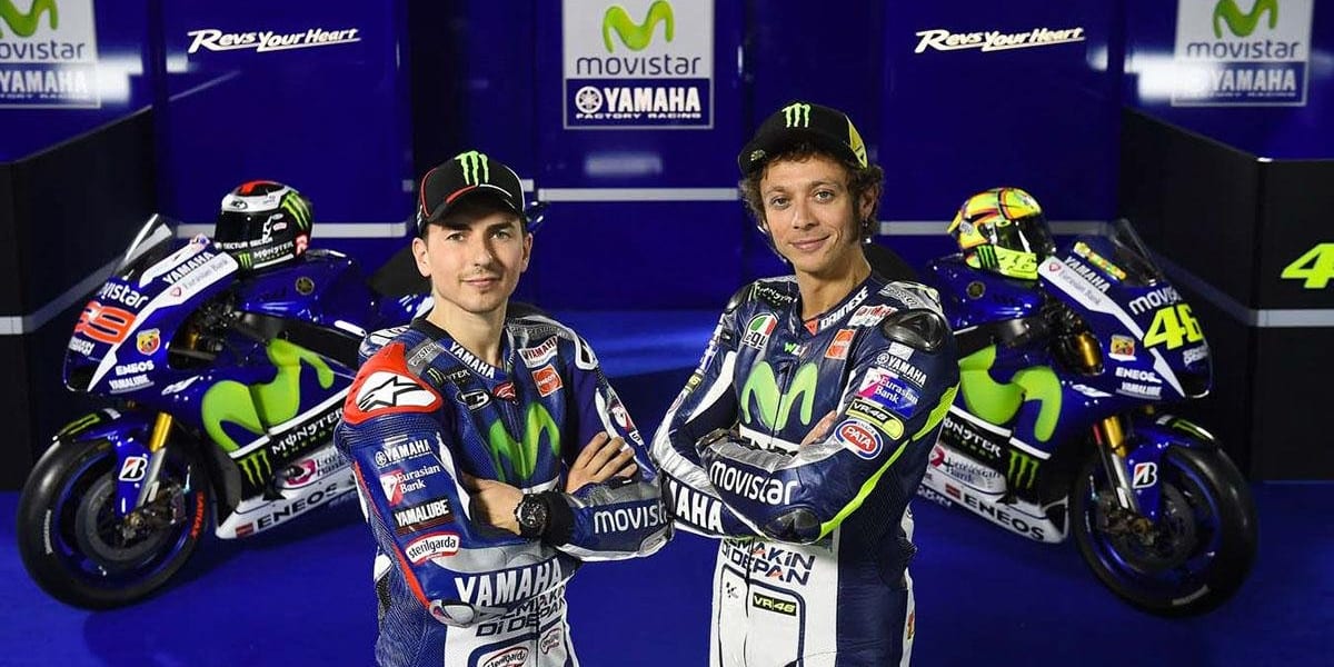 Yamaha exibe nova moto de Rossi e Lorenzo em 2015