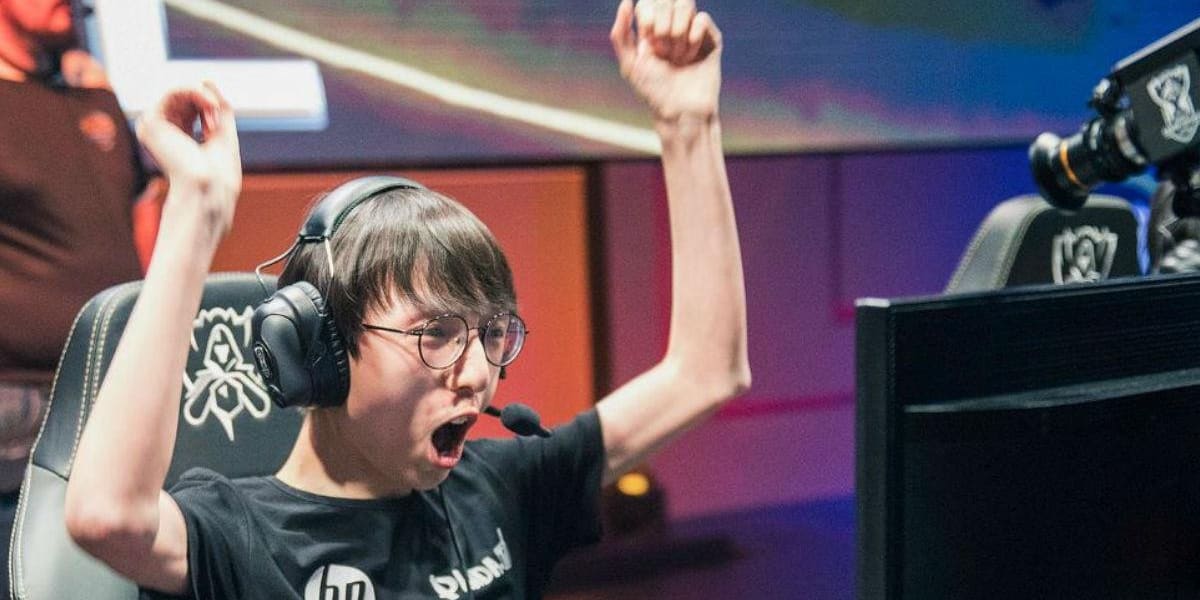 League of Legends Worlds 2016 best plays Red Bull