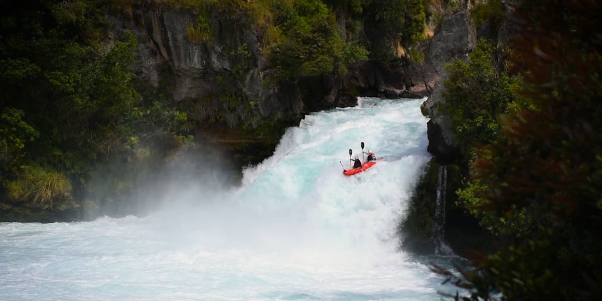 Nouria Newman: Kayaking Huka Falls in a tandem +video+