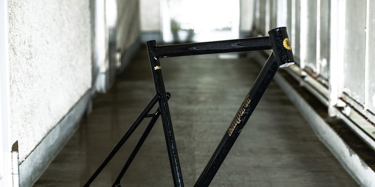 鶴岡レーシング　Bomber Pro ブレーキ穴有り 鶴岡レーシング Bomber Pro - フリホのブログ - Bike Shop FREEWHEEL