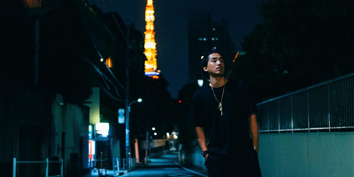 GOD SELECTION XXX】Tシャツ1枚でアパレル界に挑む男、宮﨑泰成 |宮崎