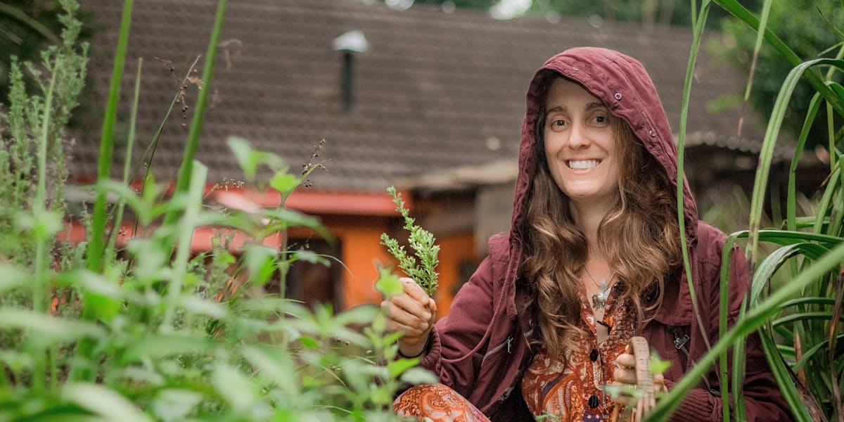 *Profile* Lulu Edy-Roderick beekeeper