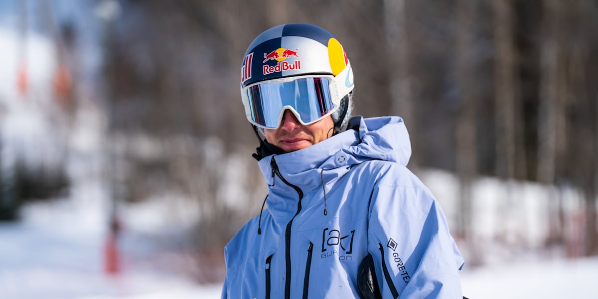 buy red bull snowboard helmet Gear Guide: athletes gear for skiing and snowboarding