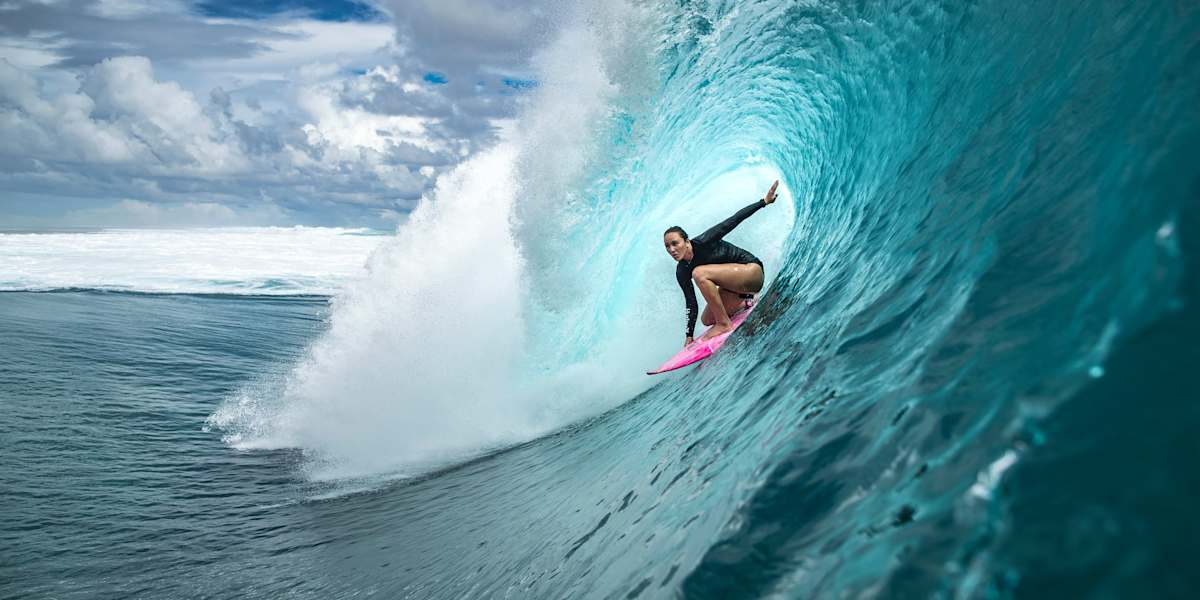 Sexiest female surfers store