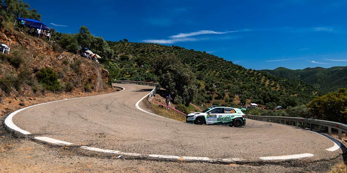 Suárez gains in Spain with strong ERC Sunday morning loop