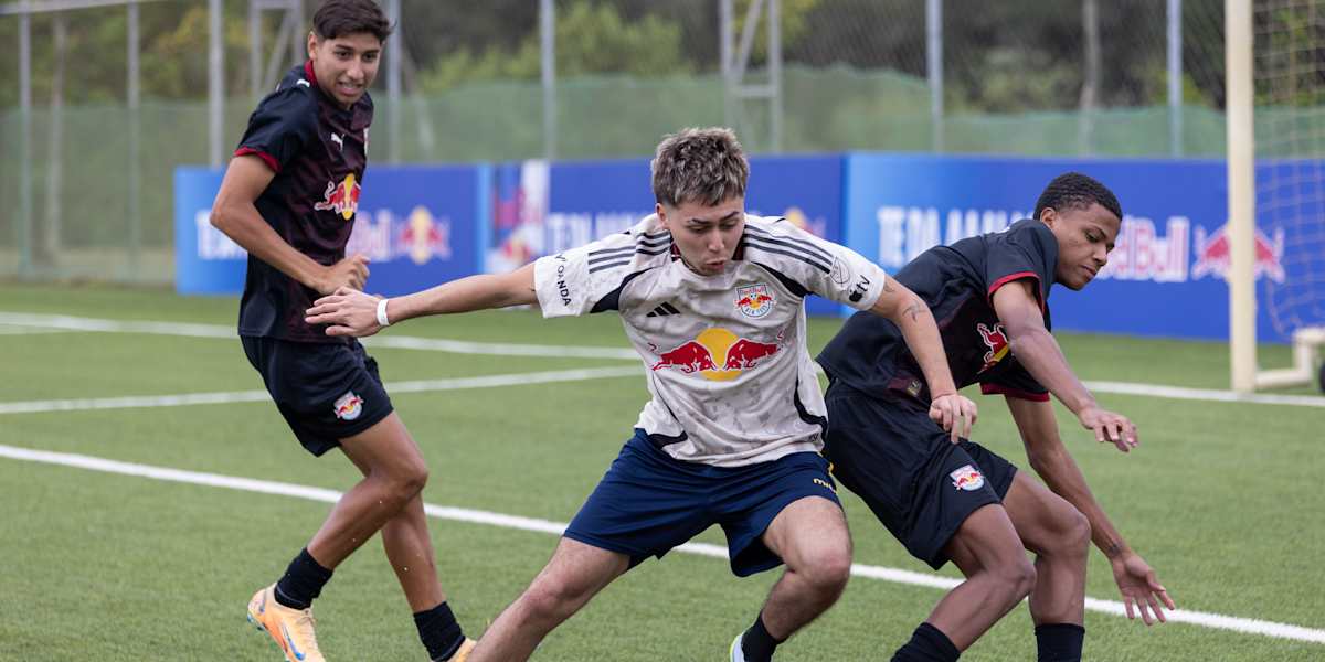 Maltrunks y Metalinguistica con Red Bull Bragantino