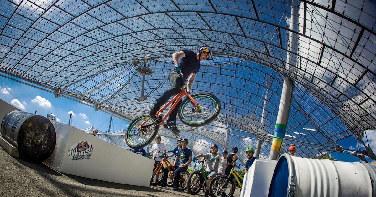 Red bull mountain bike danny macaskill new arrivals