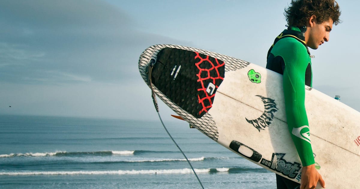 ABC of Surfing: Rash Vest