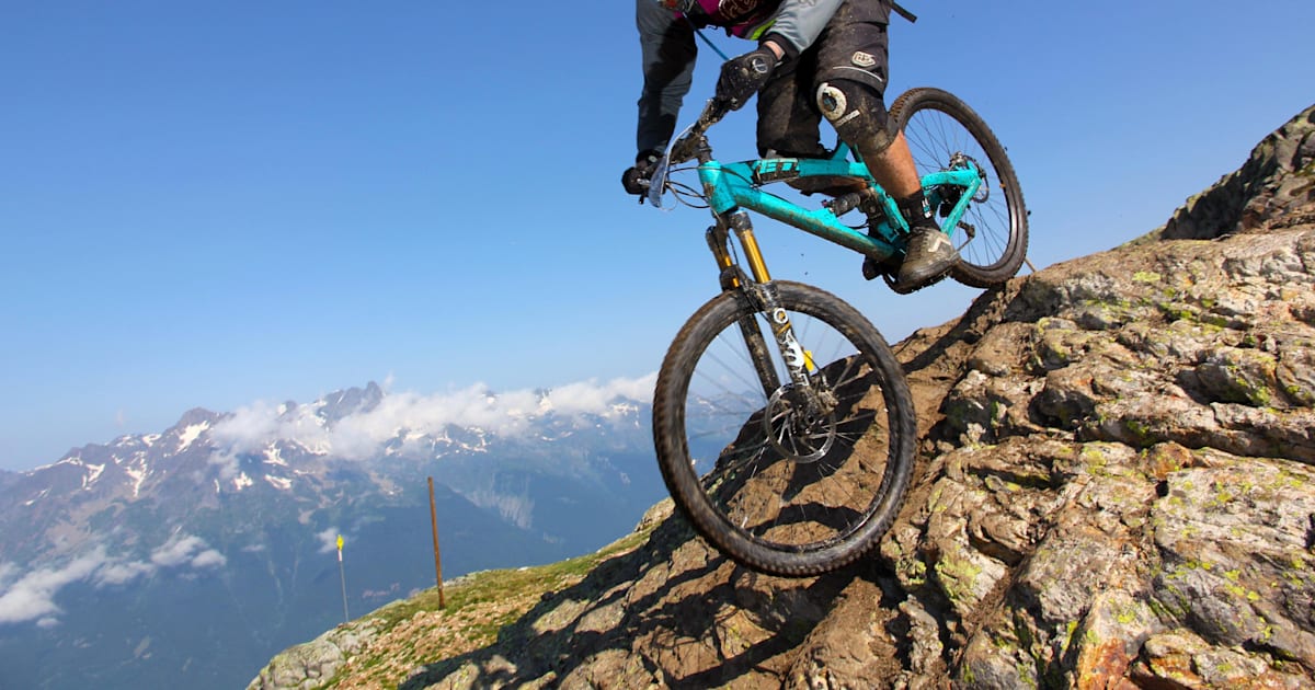 What it s Like to Ride Megavalanche