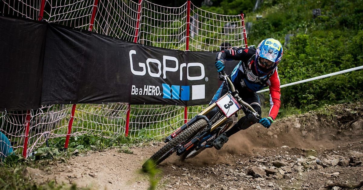 Mtb cornering shop