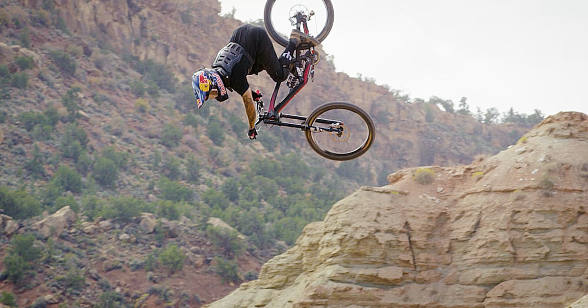 Super Slo-mo: Best of Red Bull Rampage 2015