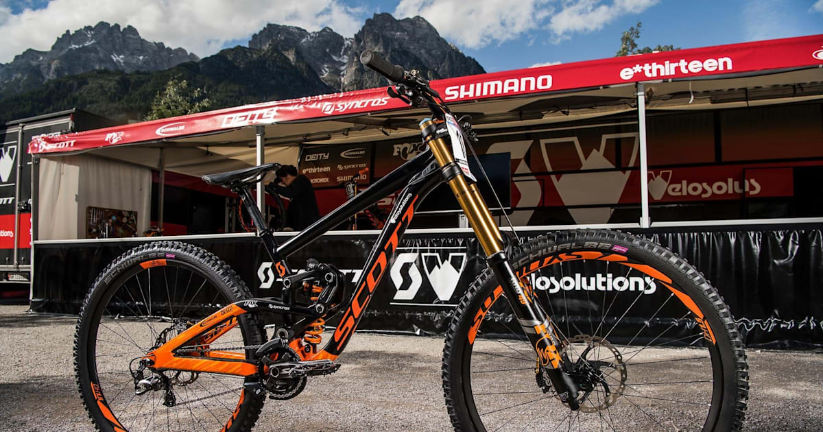 Brendan Fairclough s Scott Gambler 29er Bike check