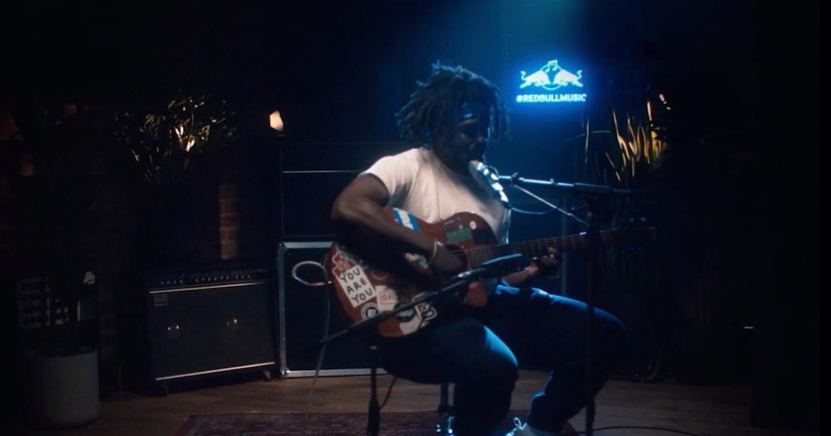 Hak Baker - Dopehead live at Red Bull Music Studios