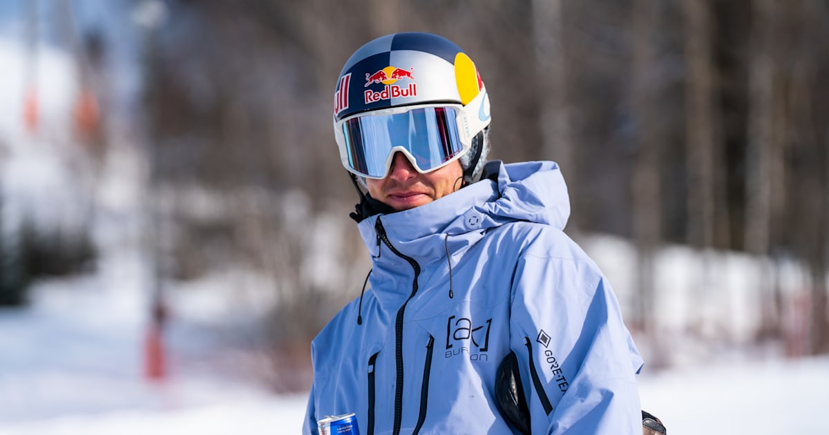 Red bull ski jacket sales