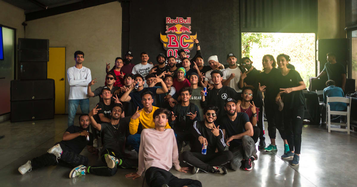 Pakistan’s Breaking Community Reaches For The Sky