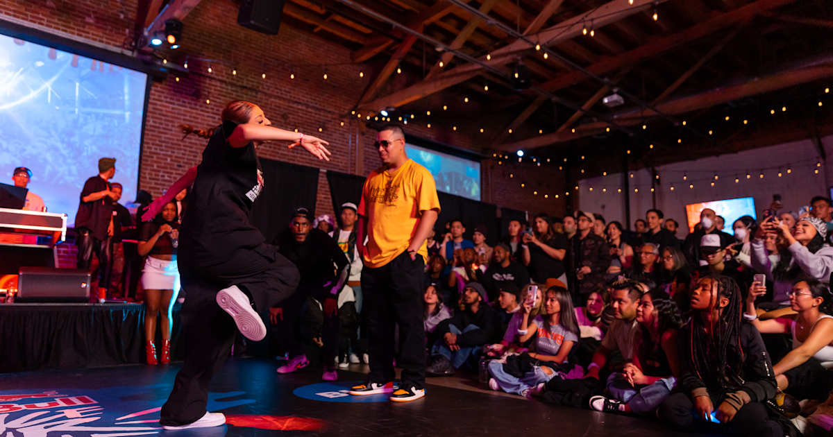 TURF dancing at Red Bull Dance Your Style National Final SF