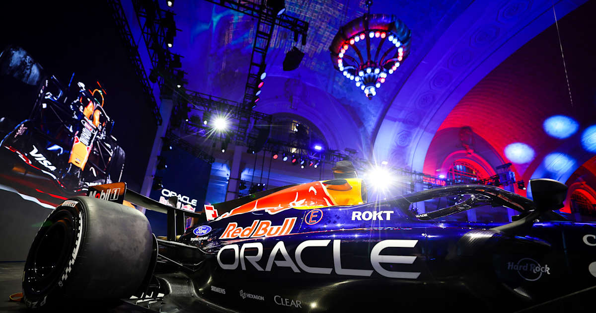 Oracle Red Bull Racing Partners With CLEAR Haircare