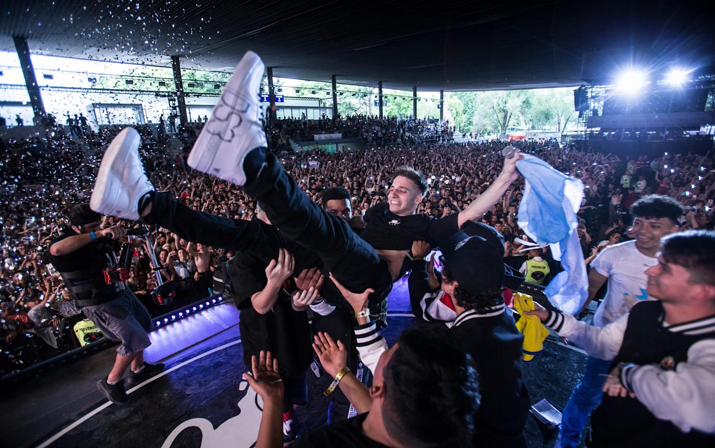 El argentino bate en Buenos Aires a Aczino, el actual campeón, en una batalla que ya es leyenda.
