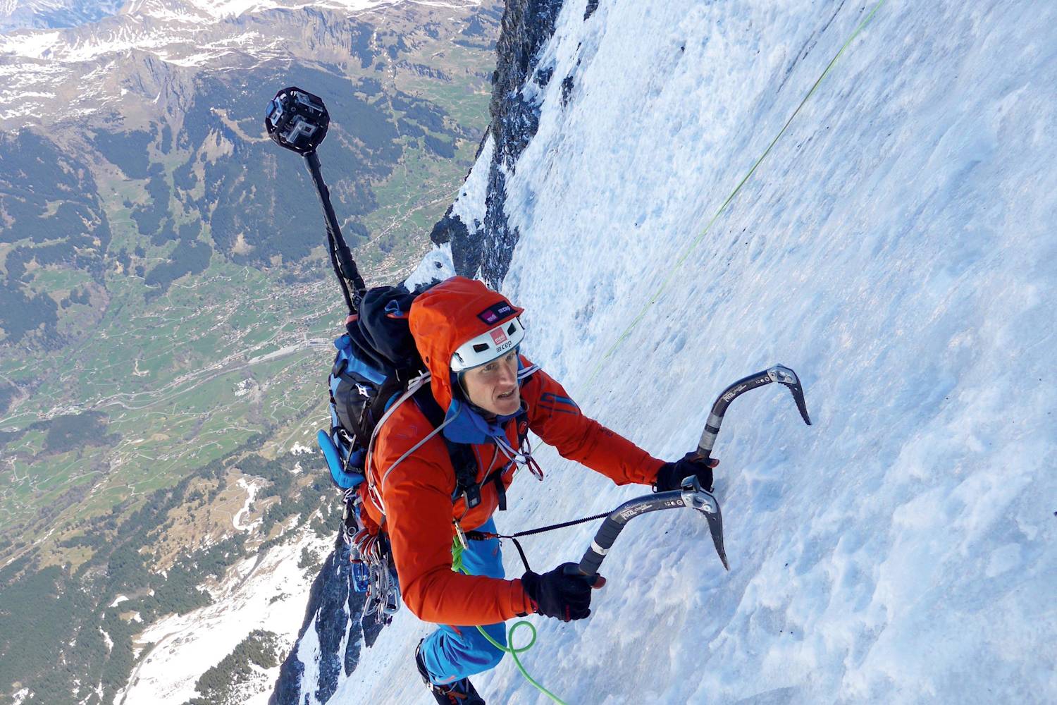 360 degree video of climbers summiting the Eiger