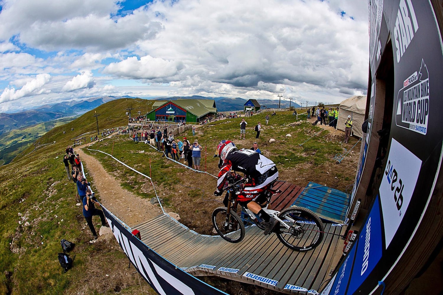 Review Show MTB Downhill from Fort William