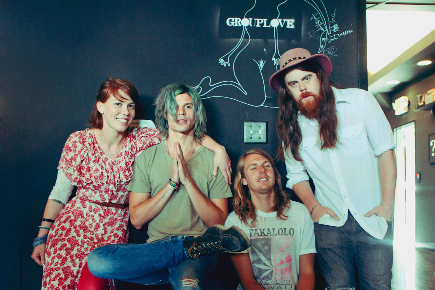 Video Grouplove S Full Red Bull Sound Space Set Compra la música de sean gadd en vinilo, cd u otros formatos en el mercado online de discogs. grouplove s full red bull sound space set