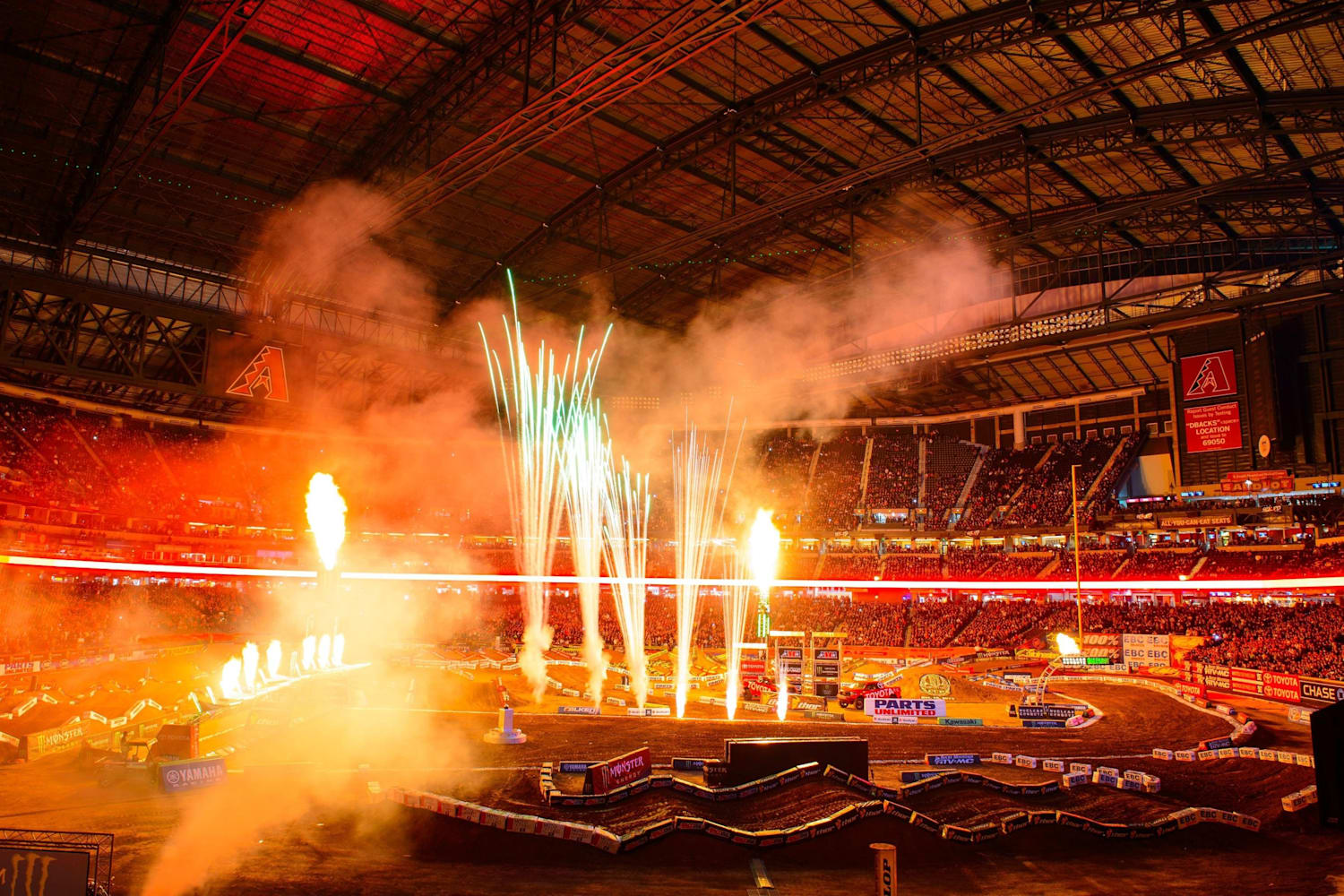 Supercross Honda dominates in Phoenix