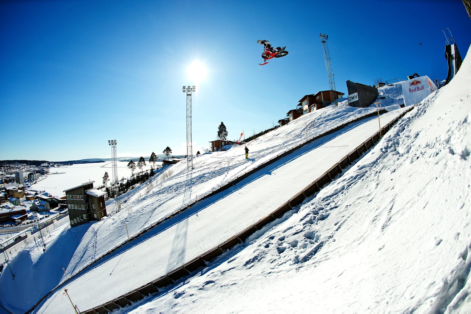 VIDEO: Daniel Bodin jumps into the history books