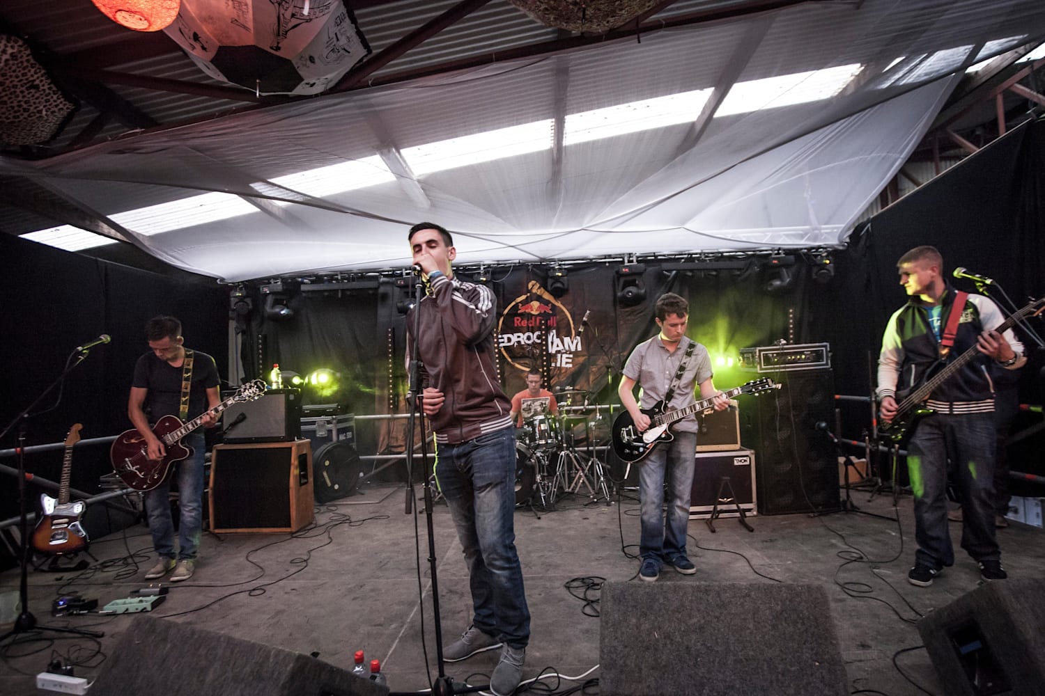 Aces Wild Play Indiependance