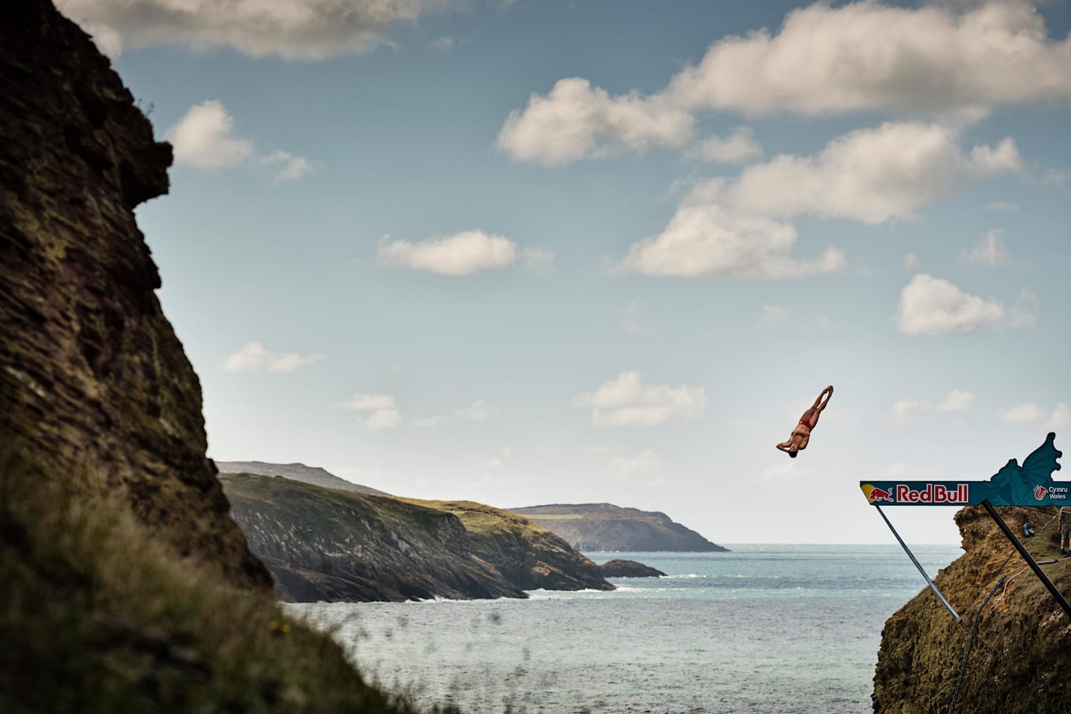 Witness Red Bull Cliff Diving in Wales