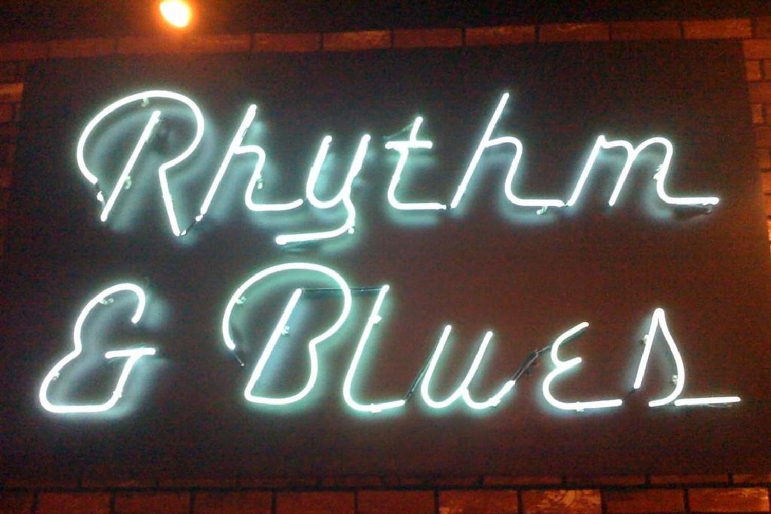 R'n'B: от Rhythm and Blues и до Rich and Beautiful