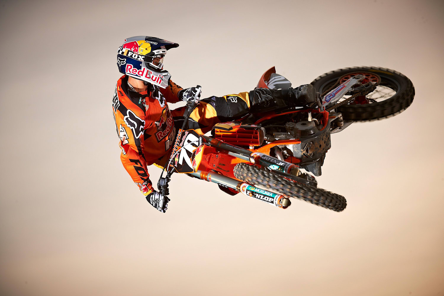 Fotos: 5 unglaubliche Whip-Bilder von Ken Roczen