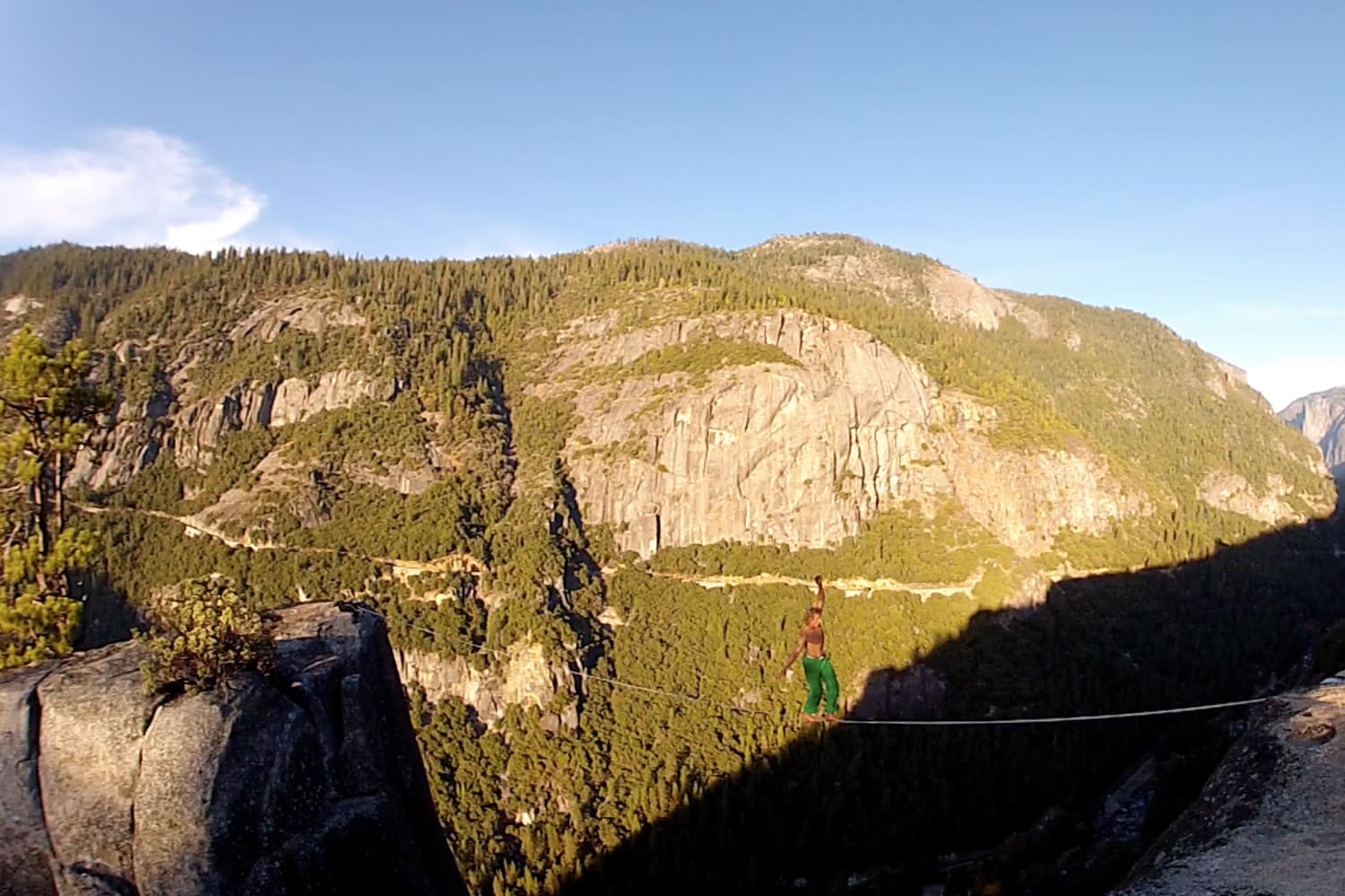 Highaltitude slackline POVVideo, Yosemite Valley