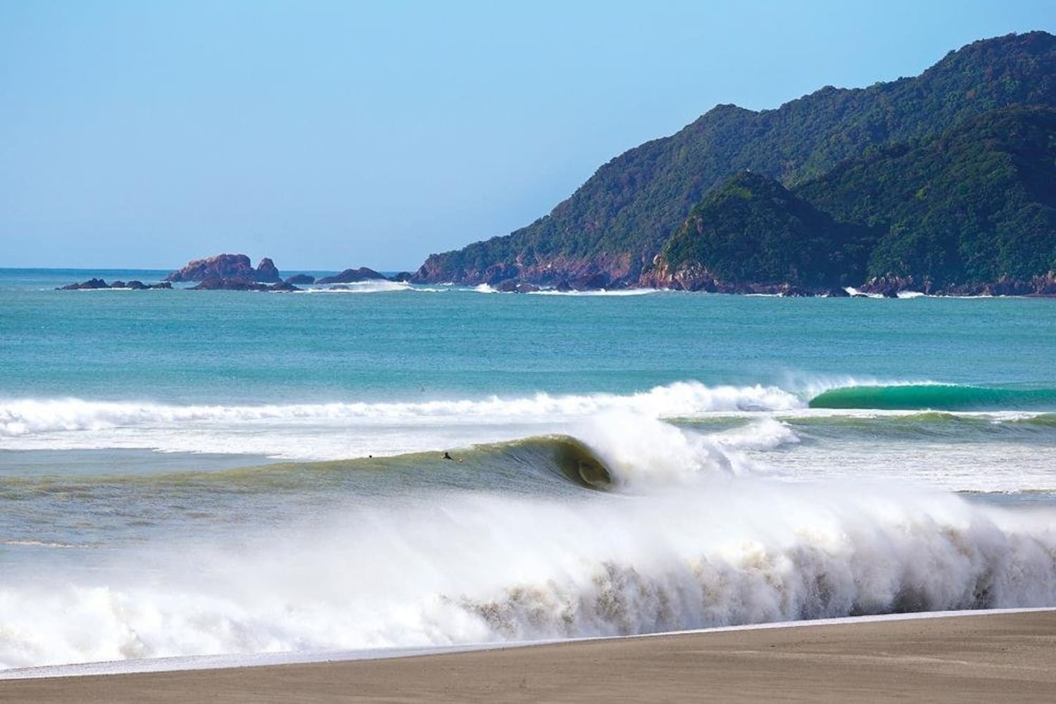 Surfing in Japan 6 best waves according to Hiroto Arai